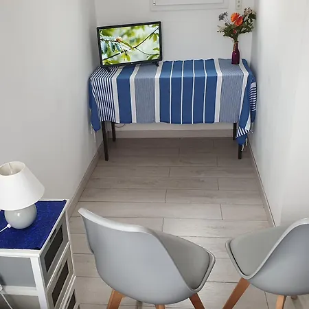 Maison Terrasse Jardin, Cotoie Mer, Foret Vakantiehuis